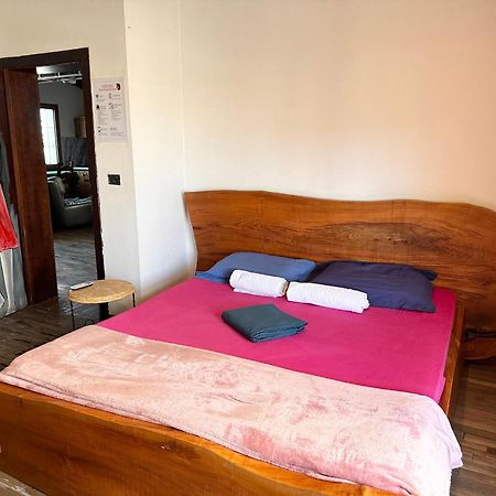 Divina Hostel تيرانا المظهر الخارجي الصورة